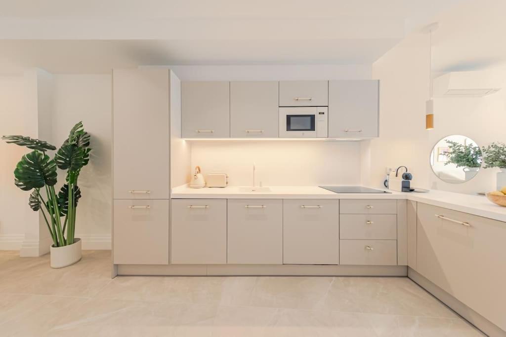Isg Apartments O'Donnell 2-2-Free Parking 塞维利亚 外观 照片