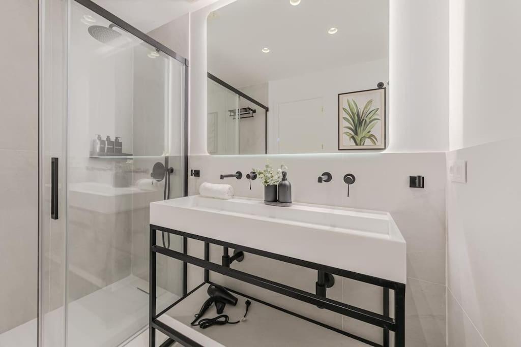 Isg Apartments O'Donnell 2-2-Free Parking 塞维利亚 外观 照片